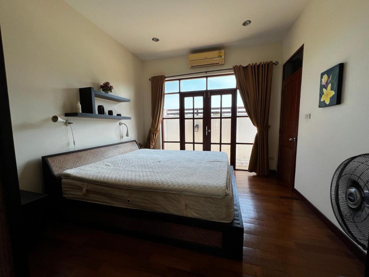 Private Pool-villa Baan Roth, Gated Community 24/7 Pousada HHQ